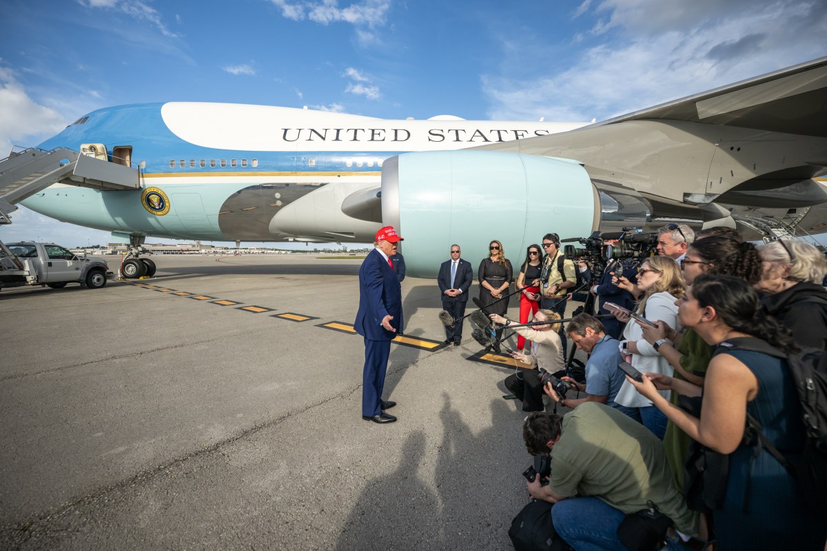 President Donald J. Trump attends the Daytona 500 at Daytona International Speedway in Daytona Beach, Florida, Sunday, February 16, 2025. (Official White House Photo by Daniel Torok)