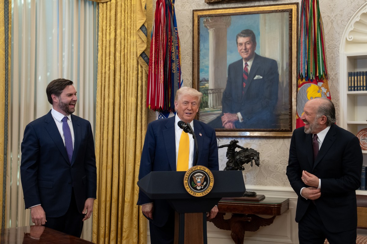 President Donald Trump makes remarks at the swearing-in of Commerce Secretary Howard Lutnick, Friday, February 21, 2025, in the Oval Office.Commerce Secretary Howard Lutnick is sworn in Friday, February 21, 2025, in the Oval Office.(Official White House Photo by Joyce N. Boghosian)