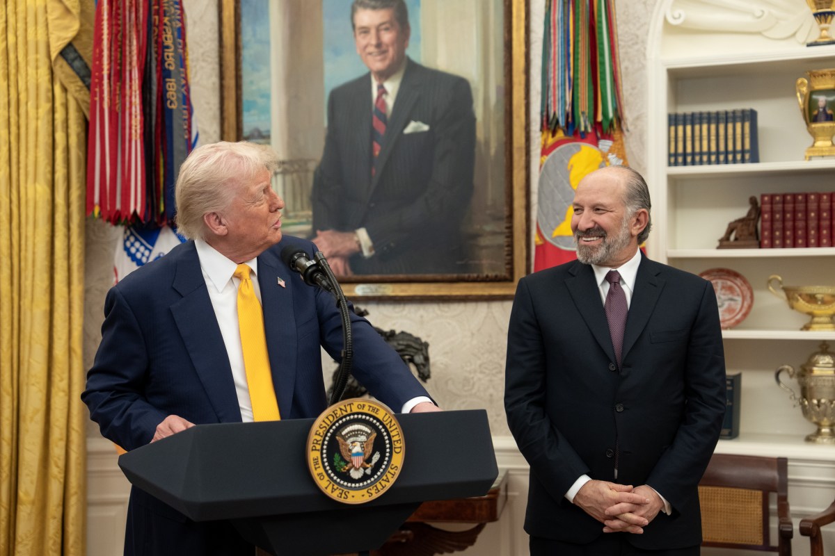 President Donald Trump makes remarks at the swearing-in of Commerce Secretary Howard Lutnick, Friday, February 21, 2025, in the Oval Office.Commerce Secretary Howard Lutnick is sworn in Friday, February 21, 2025, in the Oval Office.(Official White House Photo by Joyce N. Boghosian)