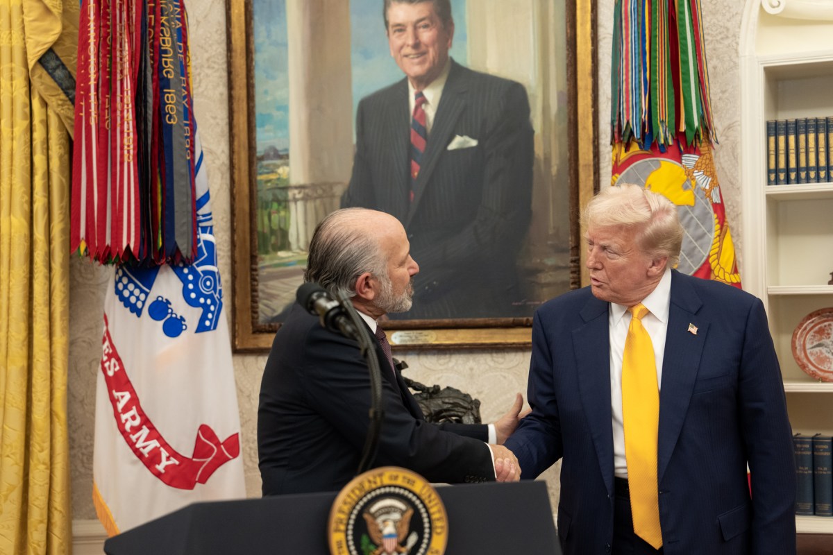 President Donald Trump makes remarks at the swearing-in of Commerce Secretary Howard Lutnick, Friday, February 21, 2025, in the Oval Office.Commerce Secretary Howard Lutnick is sworn in Friday, February 21, 2025, in the Oval Office.(Official White House Photo by Joyce N. Boghosian)