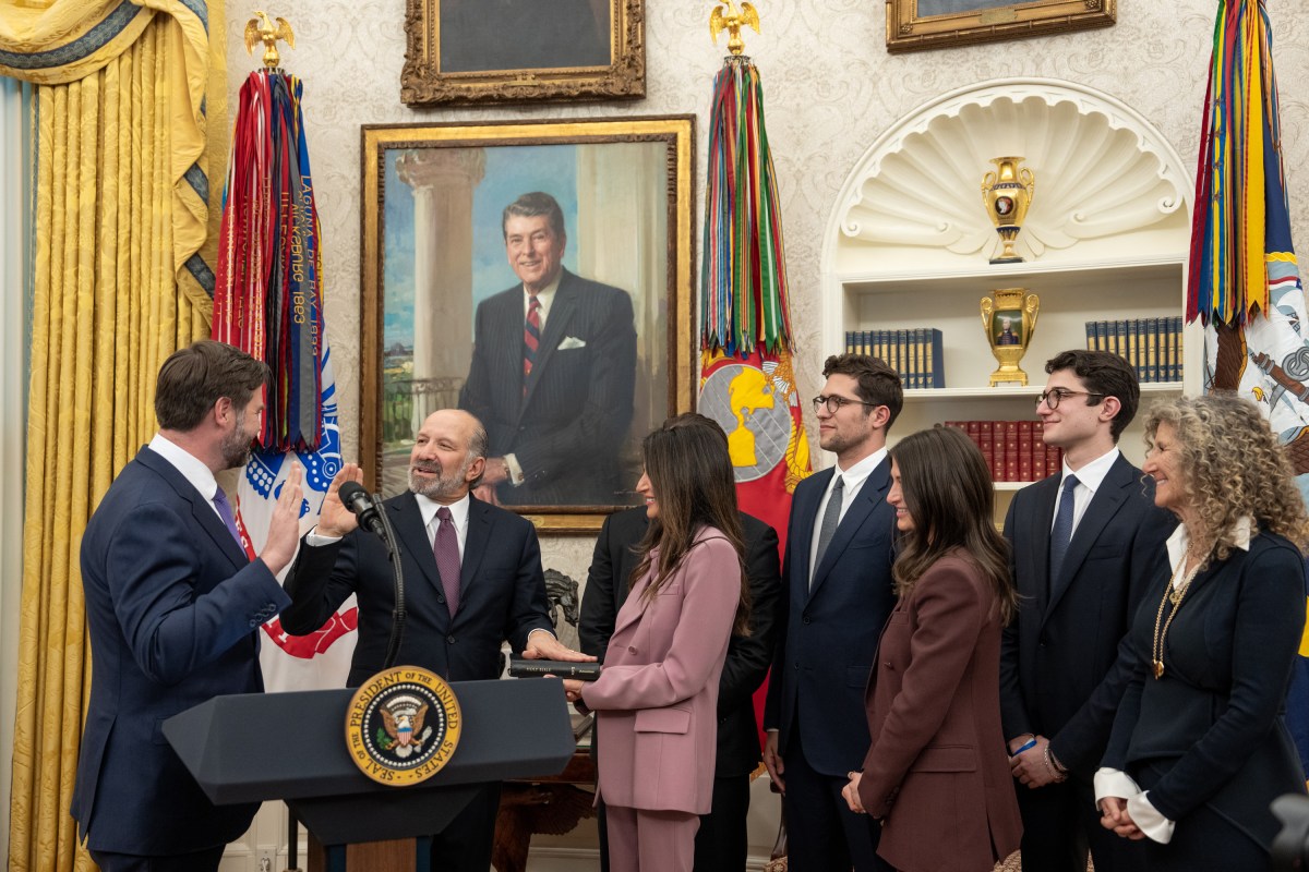 President Donald Trump makes remarks at the swearing-in of Commerce Secretary Howard Lutnick, Friday, February 21, 2025, in the Oval Office.Commerce Secretary Howard Lutnick is sworn in Friday, February 21, 2025, in the Oval Office.(Official White House Photo by Joyce N. Boghosian)
