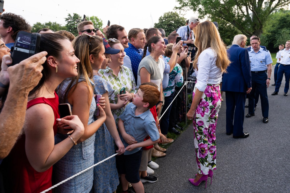 President Donald Trump and First Lady Melania Trump greet guests along the rope line at the Congressional Picnic, Thursday, June 12, 2025, on the South Lawn of the White House.(Official White House Photo by Andrea Hanks)