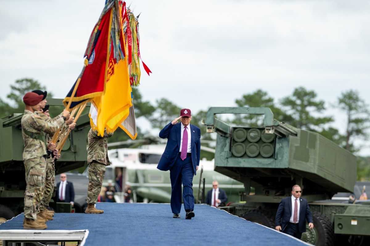 President Donald Trump arrives to deliver remarks at Fort Bragg, North Carolina on Tuesday, June 10, 2025, during a visit to commemorate the 250th anniversary of the U.S. Army. (Official White House Photo by Daniel Torok)