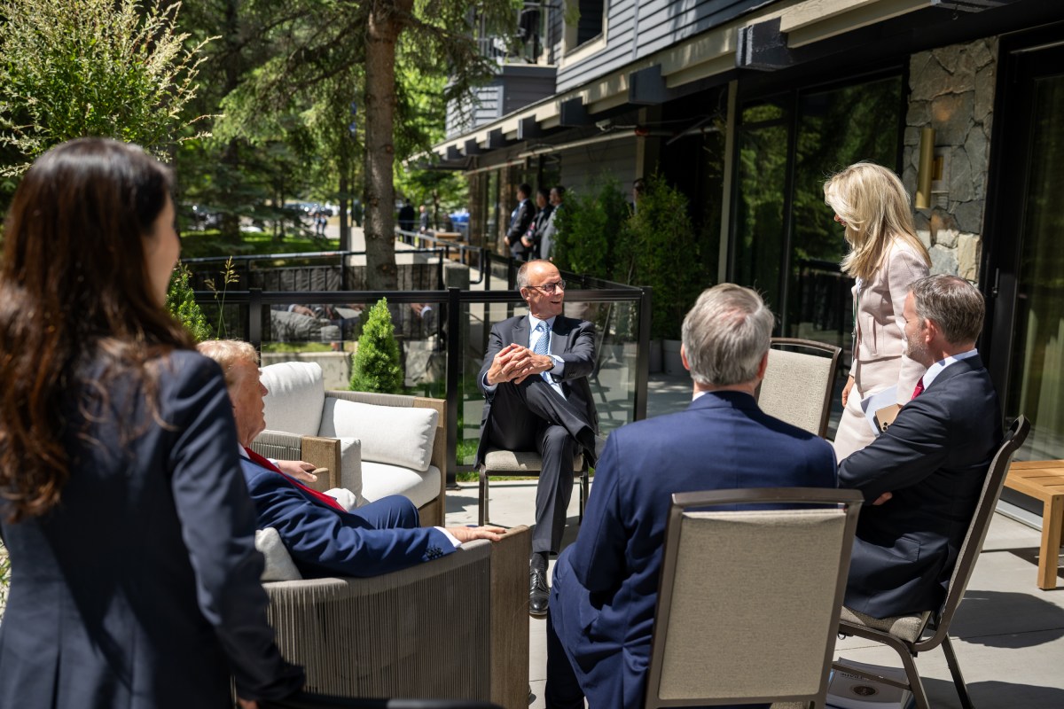 President Donald Trump speaks with other world leaders after Session I of the G7 Summit, Monday, June 16, 2025, in Kananaskis, Alberta, Canada. (Official White House Photo by Daniel Torok)