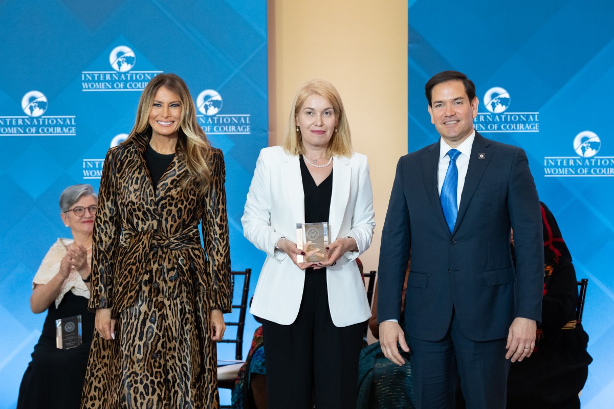 First Lady Melania Trump poses for photos with awardees at the 19th International Women of Courage Awards Ceremony, Tuesday, April 1, 2025, at the U.S. Department of State in Washington, D.C. (Official White House Photo by Andrea Hanks)