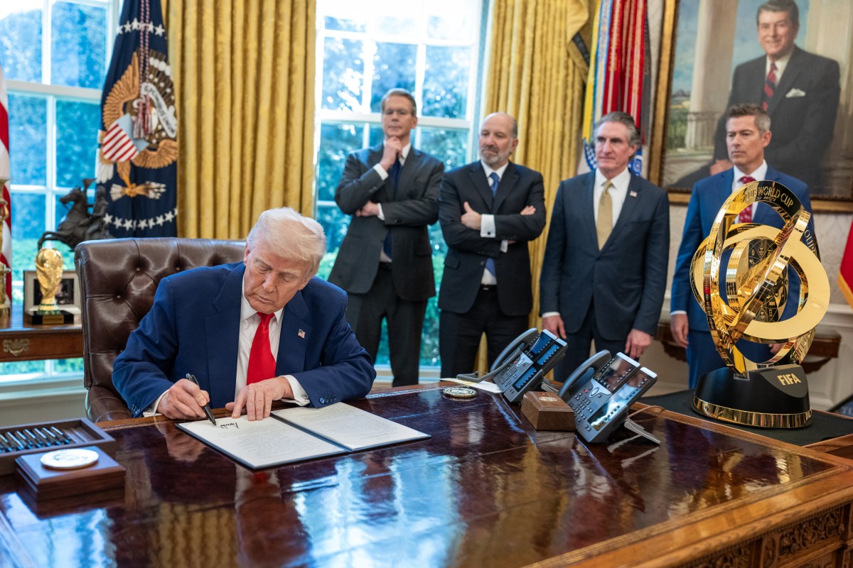 President Donald Trump signs Executive Orders, Wednesday, April 9, 2025, in the Oval Office. (Official White House Photo by Joyce N. Boghosian)