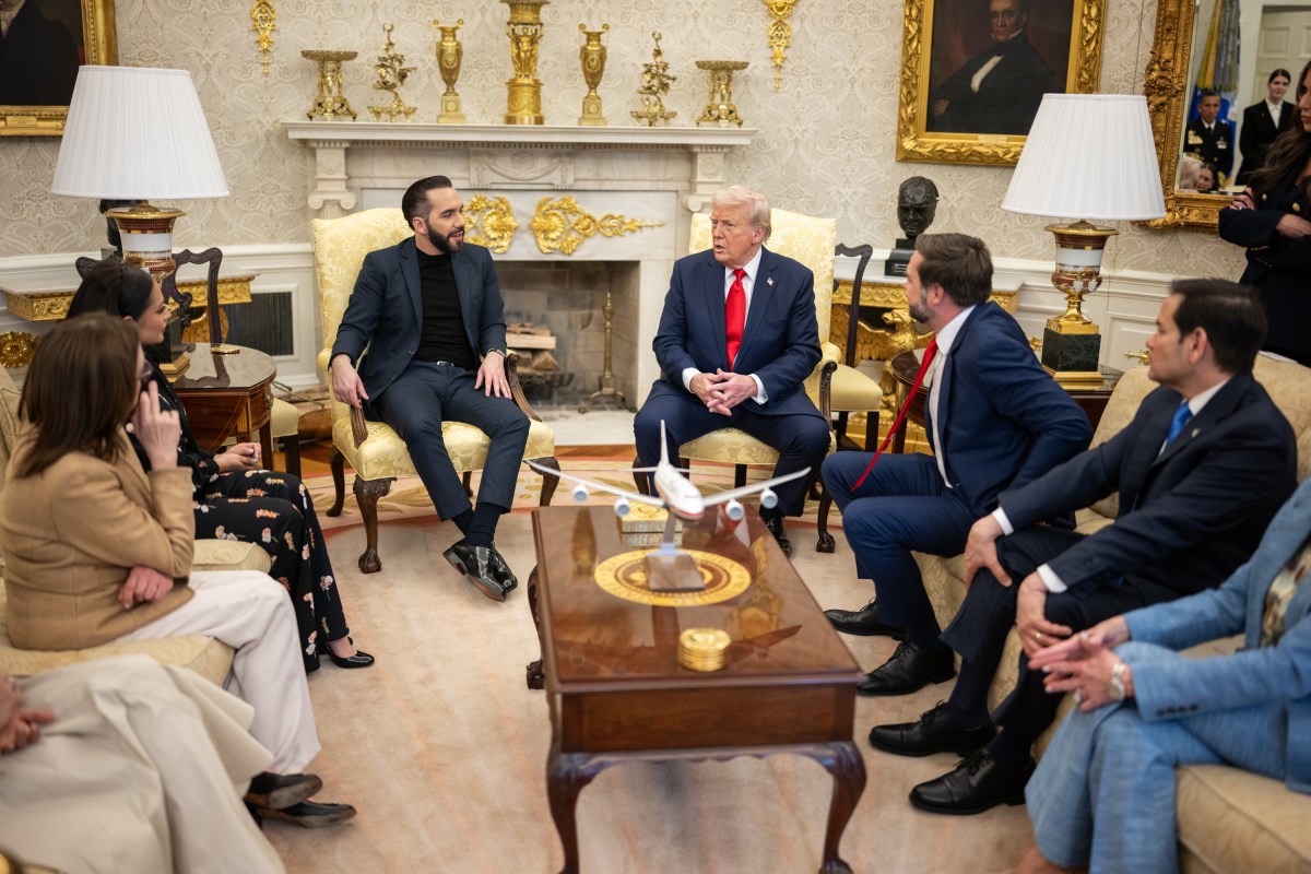 President Donald Trump hosts a bilateral meeting with President Nayib Bukele of El Salvador, Monday, April 14, 2025, in the Oval Office. (Official White House Photo by Daniel Torok)