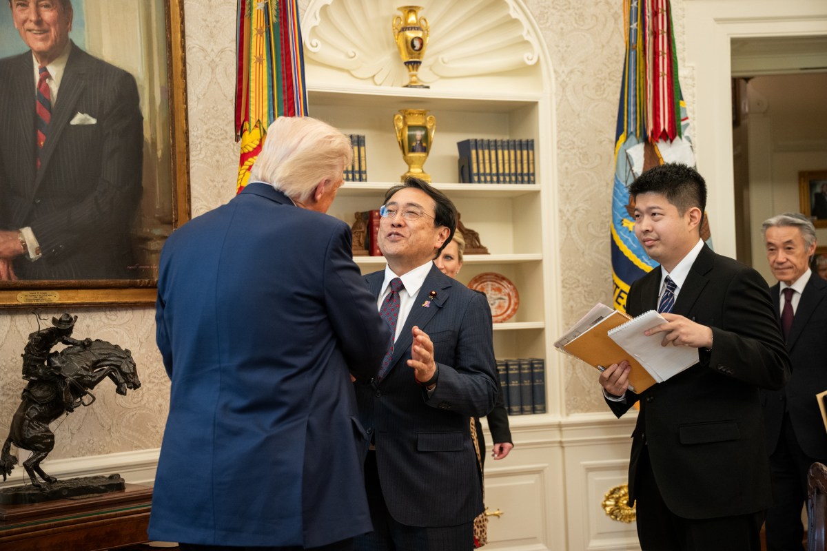 President Donald Trump meets with the Japanese Minister of State for Economic and Fiscal Policy Ryosei Akazawa and delegation in the Oval Office, Wednesday, April 16, 2025. (Official White House Photo by Molly Riley)