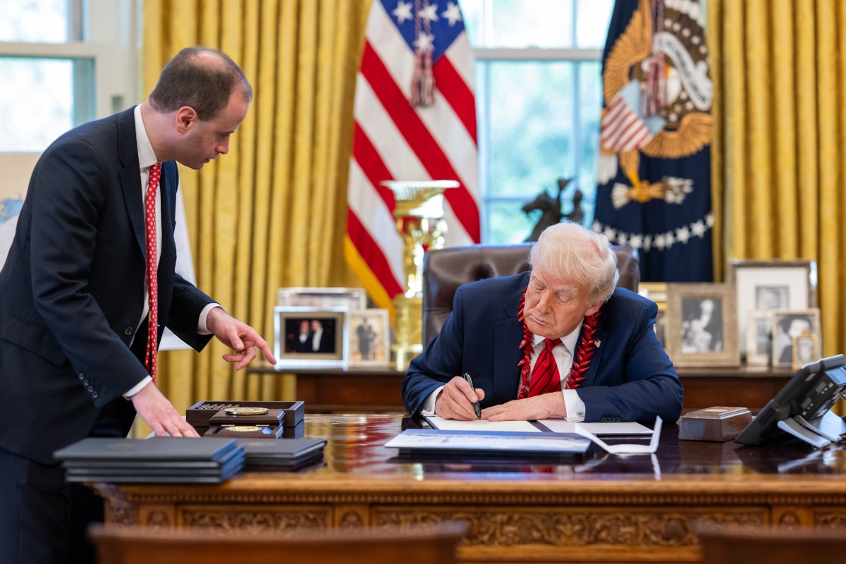 President Donald Trump signs Executive Orders, Thursday, April 17, 2025, in the Oval Office. (Official White House Photo by Molly Riley)