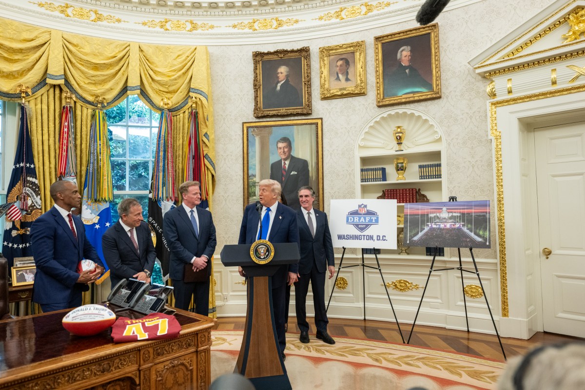 President Donald Trump is joined by White House Opportunity and Revitalization Council Executive Director Scott Turner, Washington Commanders owner Josh Harris, NFL Commissioner Roger Goodell, Washington D.C. Mayor Muriel Bowser, and Secretary of the Interior Doug Burgum, for an announcement that Washington, D.C. will host the 2027 NFL Draft, Monday, May 5, 2025, in the Oval Office. (Official White House Photo by Molly Riley)