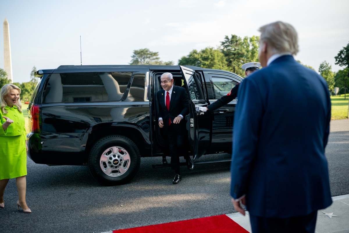 President Donald Trump greets Israeli Prime Minister Benjamin Netanyahu and his wife, Monday, July 7, 2025, at the South Portico of the White House.(Official White House Photo by Daniel Torok)