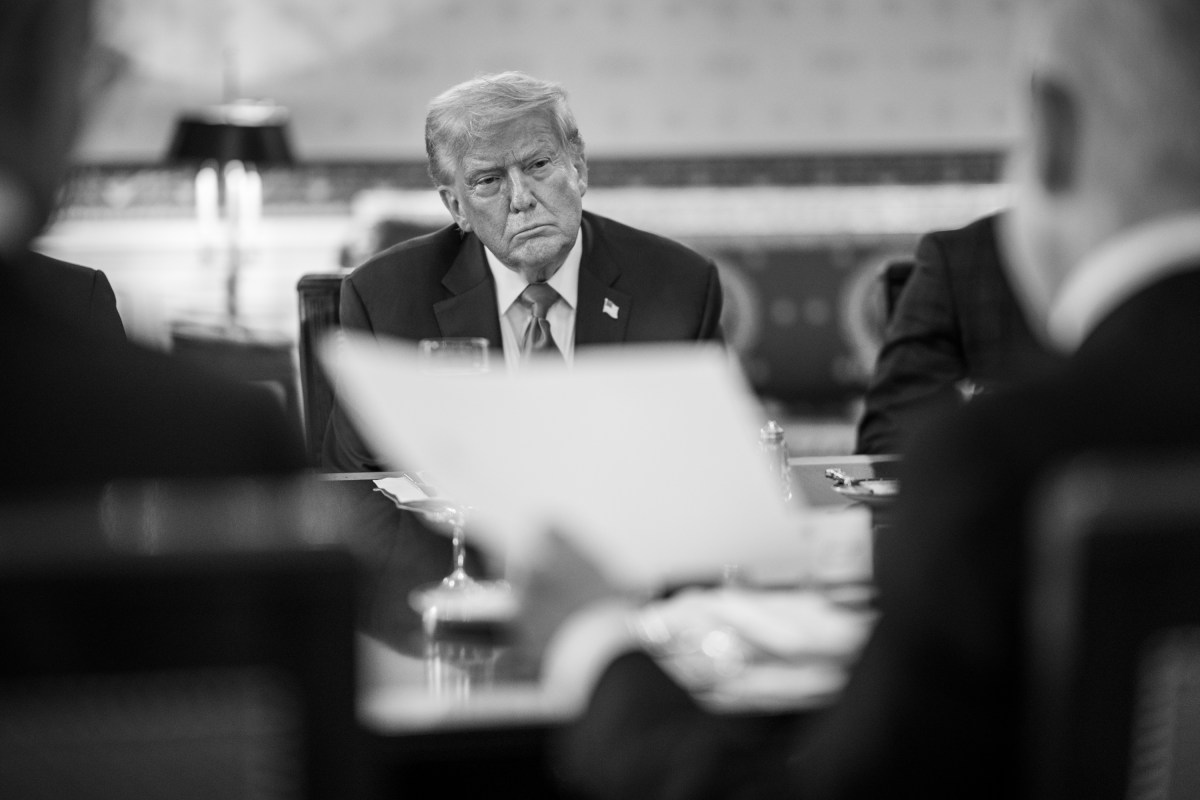 President Donald Trump hosts a bilateral dinner for Israeli Prime Minister Benjamin Netanyahu, Monday, July 7, 2025, in the Blue Room. (Official White House Photo by Daniel Torok)