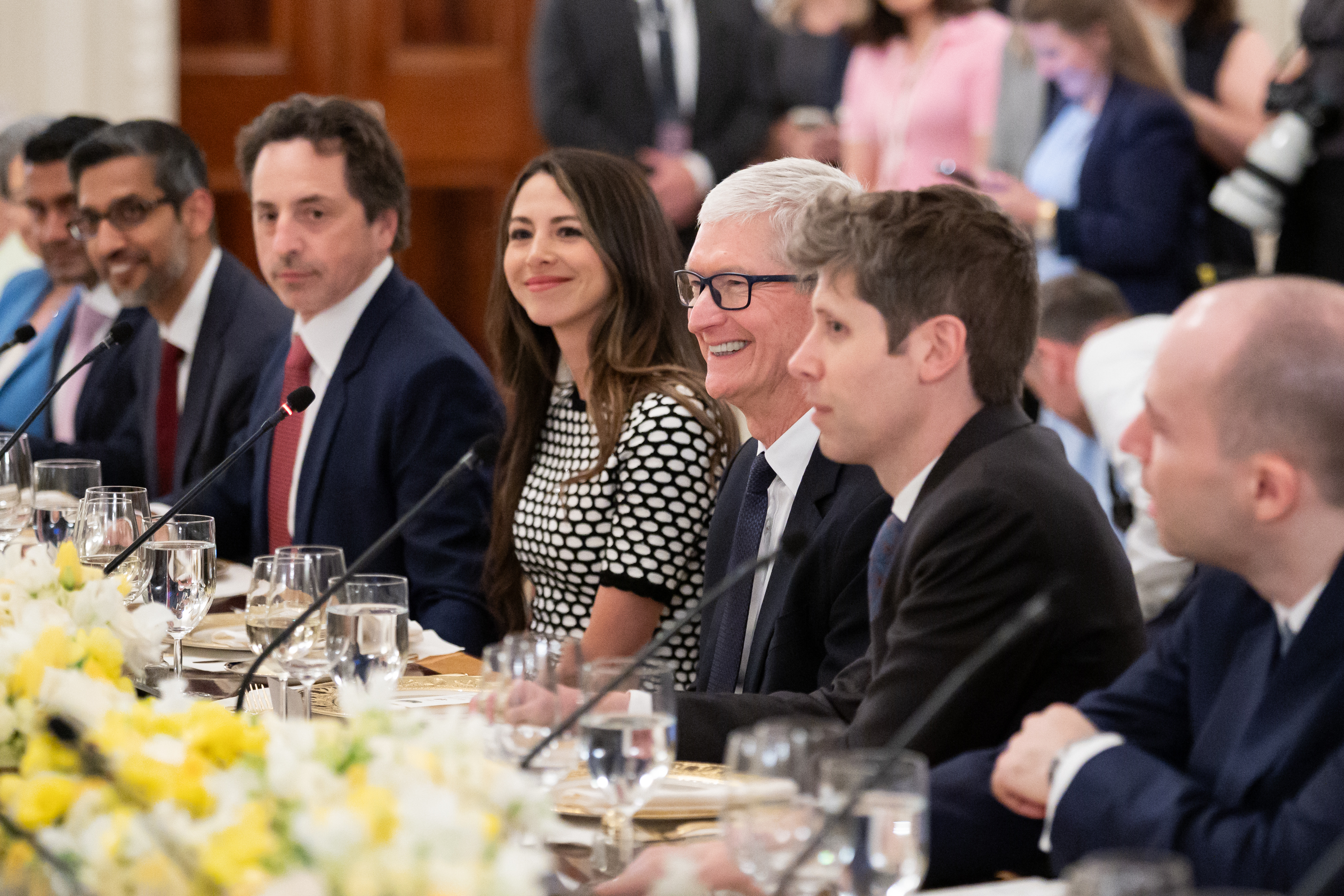 President Donald Trump and First Lady Melania Trump hosts a business and technology leaders for a dinner in the newly renovated White House Rose Garden, Thursday, September 4, 2025. (Official White House Photo by Andrea Hanks)