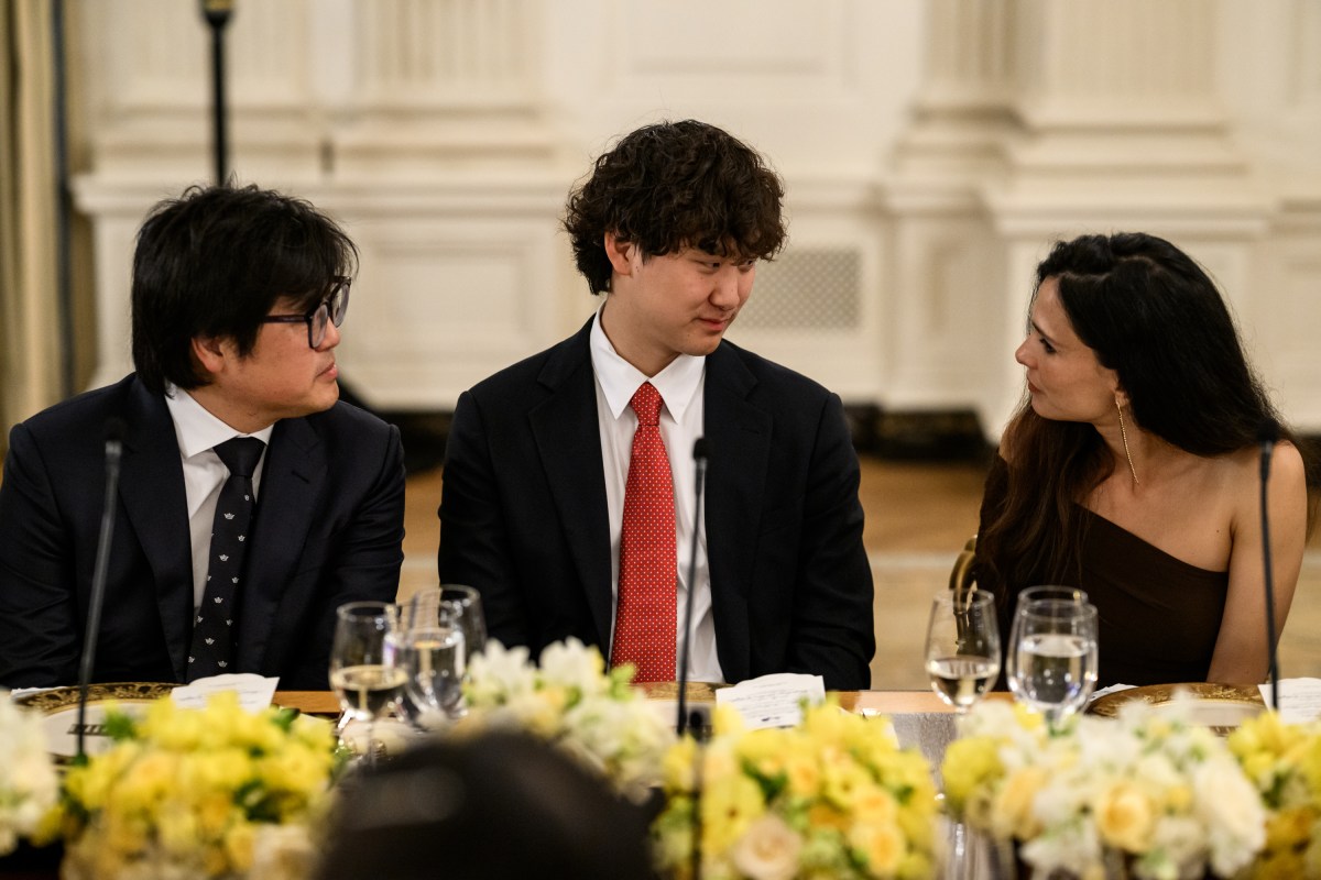 President Donald Trump poses for photos with tech leaders in the Oval Office, Thursday, September 4, 2025. (Official White House Photo by Daniel Torok)