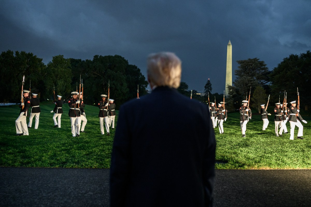President Donald Trump watches the U.S. Marine Corps Silent Drill Platoon perform a silent precision exhibition drill on the South Lawn of the White House, Wednesday, September 24, 2025. (Official White House Photo by Molly Riley)