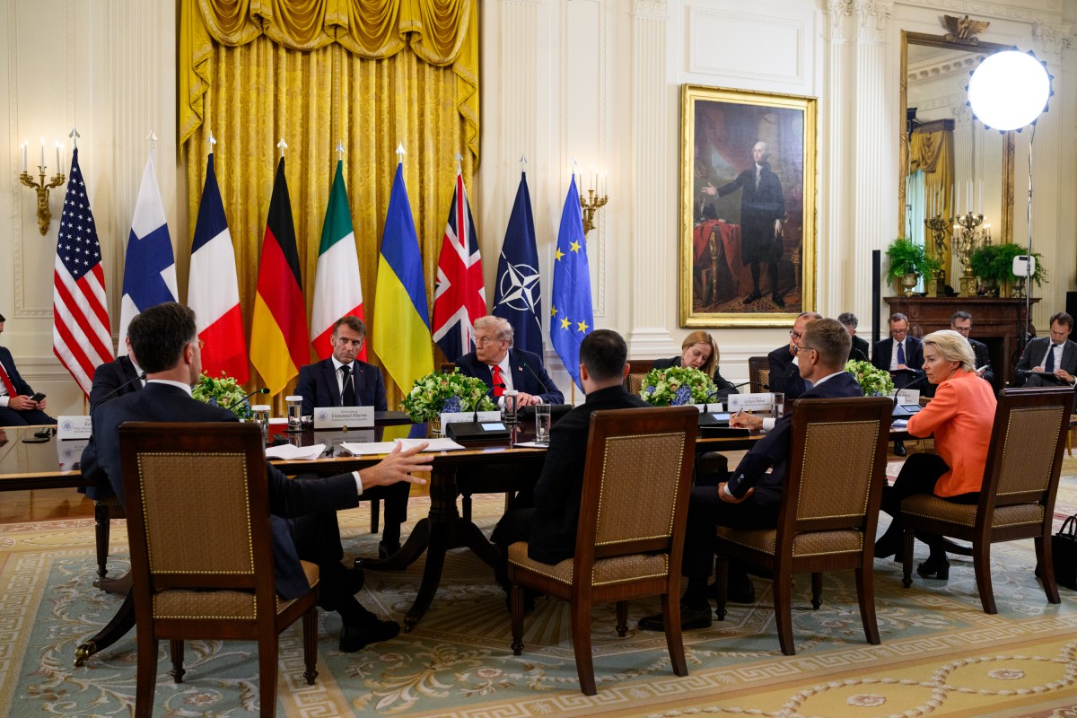 President Donald Trump hosts a multilateral meeting with President Volodymyr Zelenskyy of Ukraine and European leaders, Monday, August 18, 2025, in the East Room of the White House. (Official White House Photo by Daniel Torok)