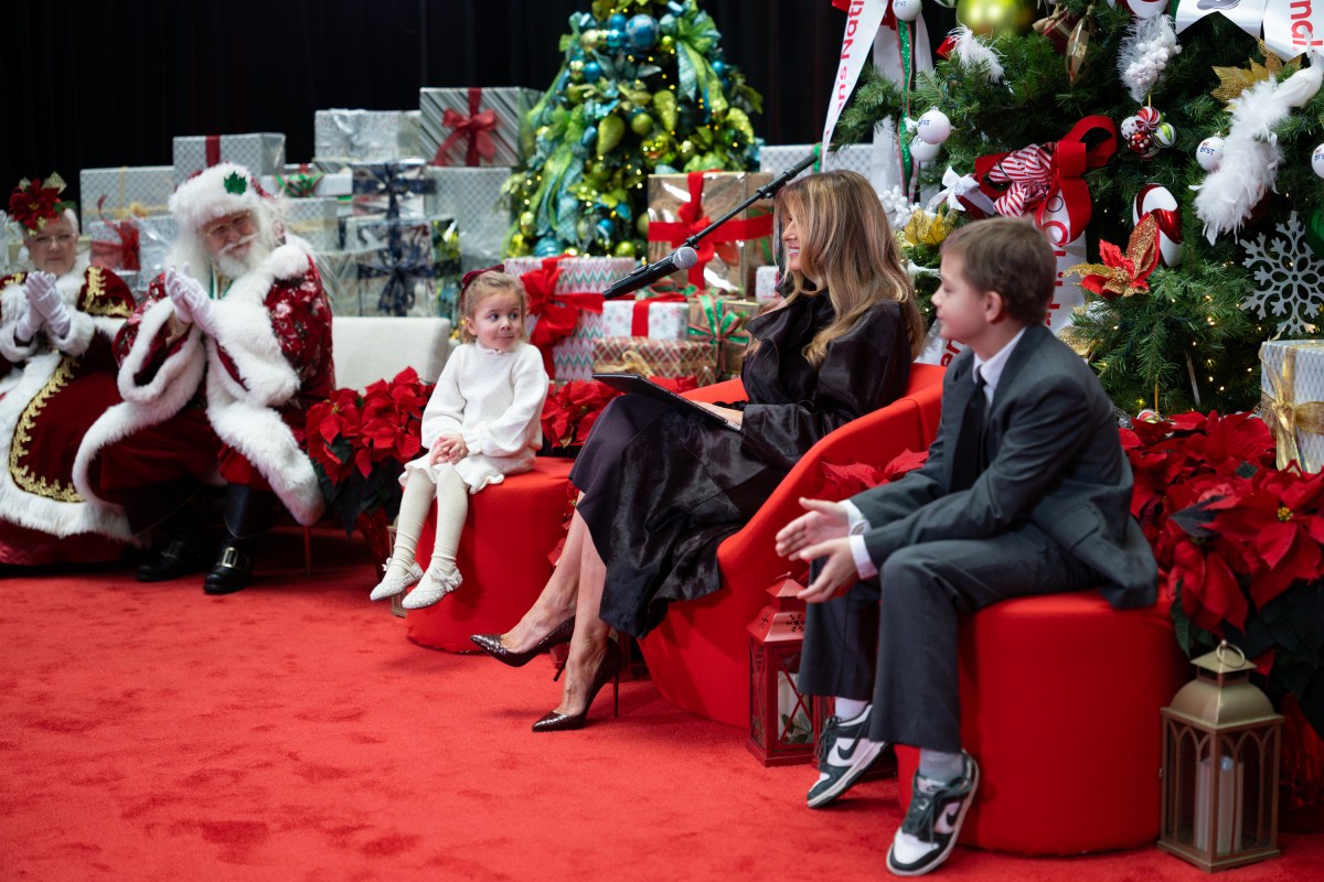 First Lady Melania Trump reads the Christmas story “How Does Santa Go Down the Chimney”, by Mac Barnett, to children who are patients at the Children’s National Medical Center in Washington, D.C. on Friday, December 5, 2025. (Official White House Photo by Andrea Hanks)