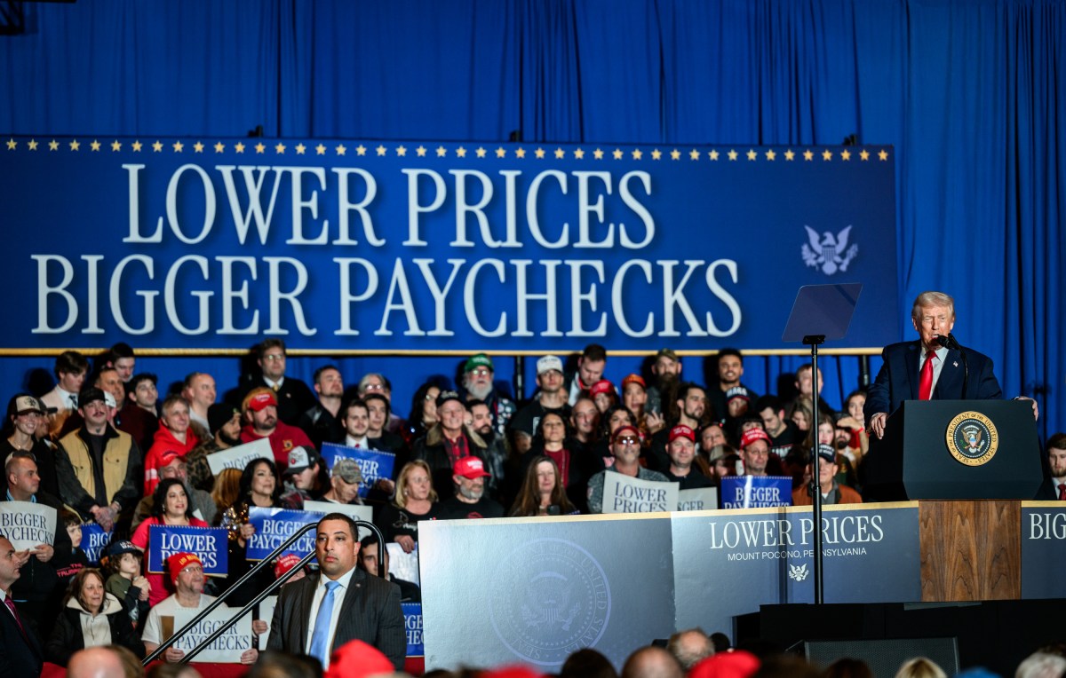 President Donald Trump delivers remarks on the economy at Mount Airy Casino Resort in Mount Pocono, Pennsylvania, Tuesday, December 9, 2025. (Official White House Photo by Molly Riley)
