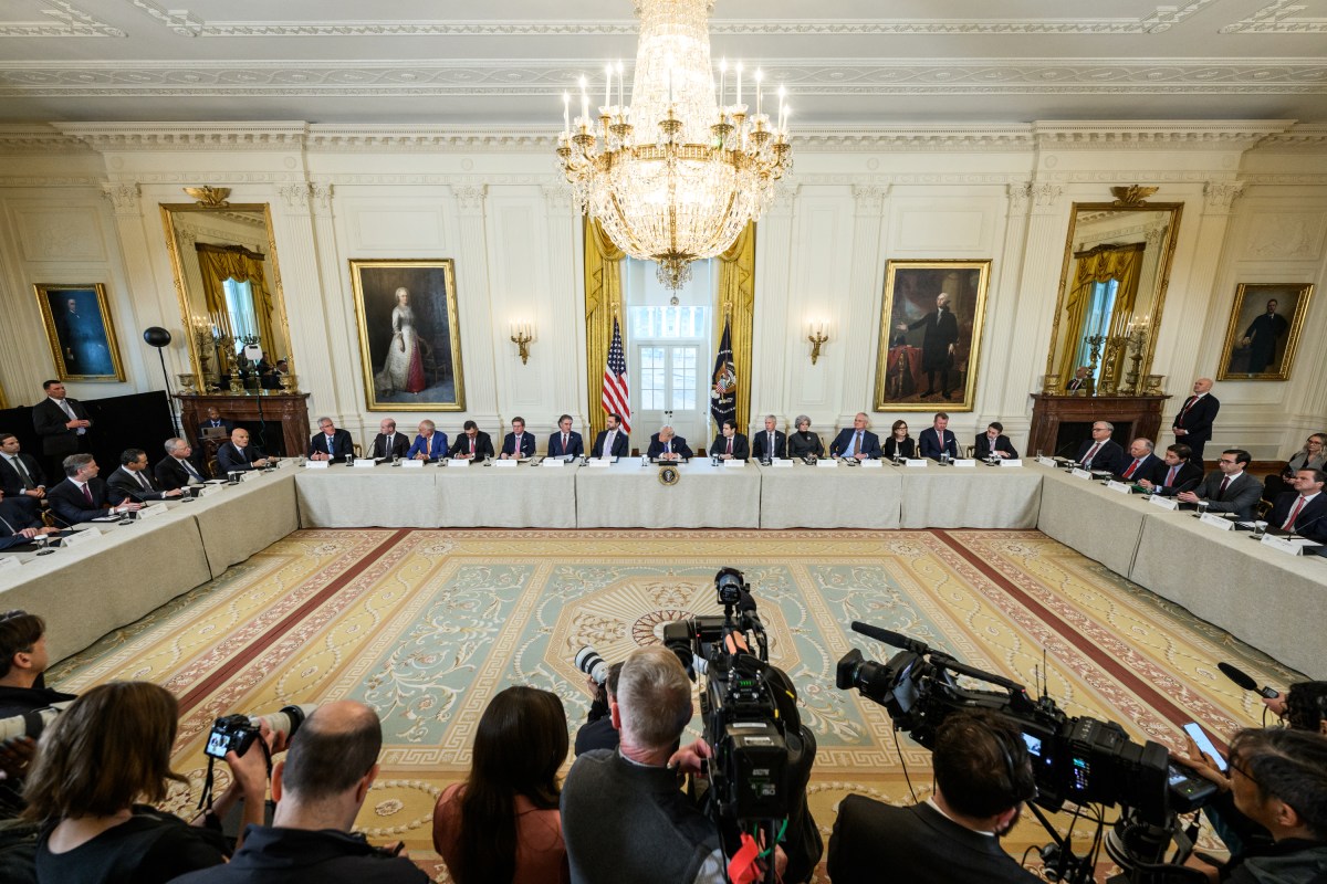 President Donald Trump attends a roundtable with energy officials and executives from the oil industry in the East Room of the White House, Friday, January 9, 2026. (Official White House Photo by Molly Riley)
