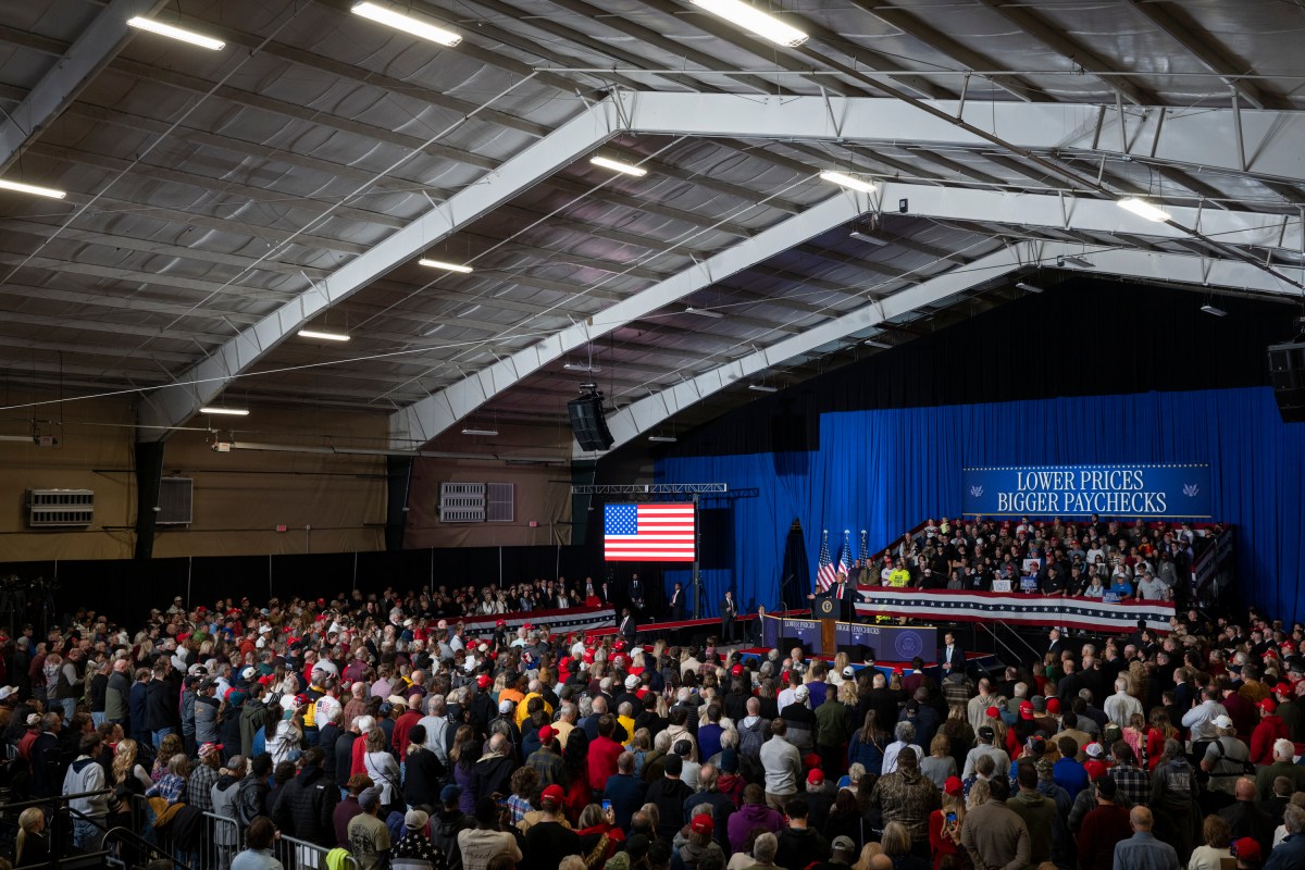 President Donald Trump delivers an economic speech at the Horizon Events Center in Clive, Iowa on Tuesday, January 27, 2026. (Official White House Photo by Molly Riley)
