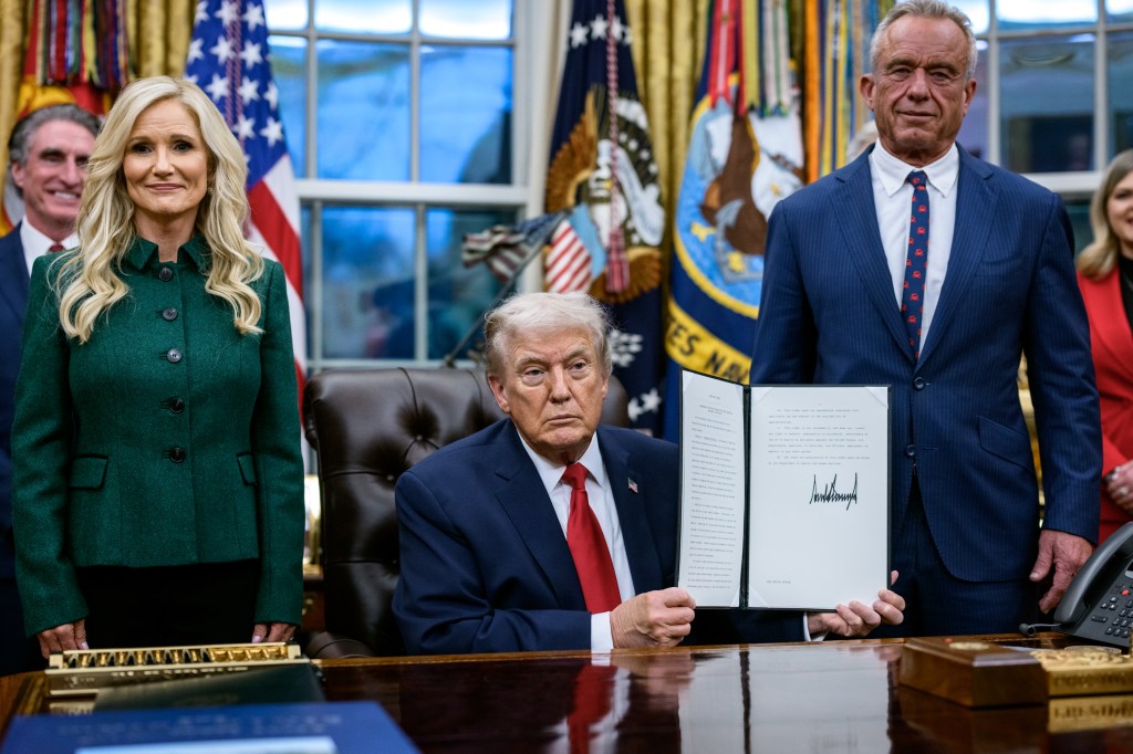 President Donald Trump makes an announcement on the Great American Recovery Initiative, Thursday, January 29, 2026, in the Oval Office. (Official White House Photo by Joyce N. Boghosian)