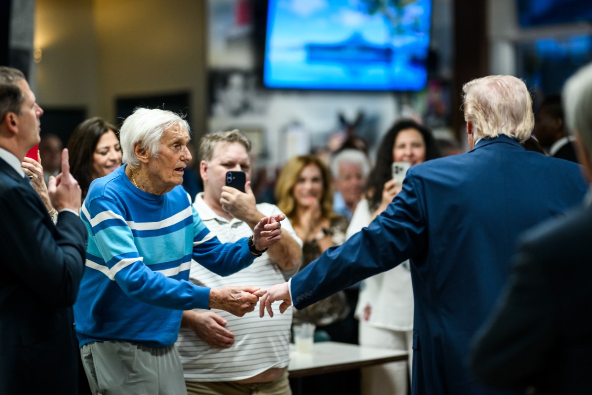 President Donald J. Trump visits the El Arepazo Doral restaurant, Monday, March 9, 2026, in Miami, Florida. (Official White House Photo by Daniel Torok)