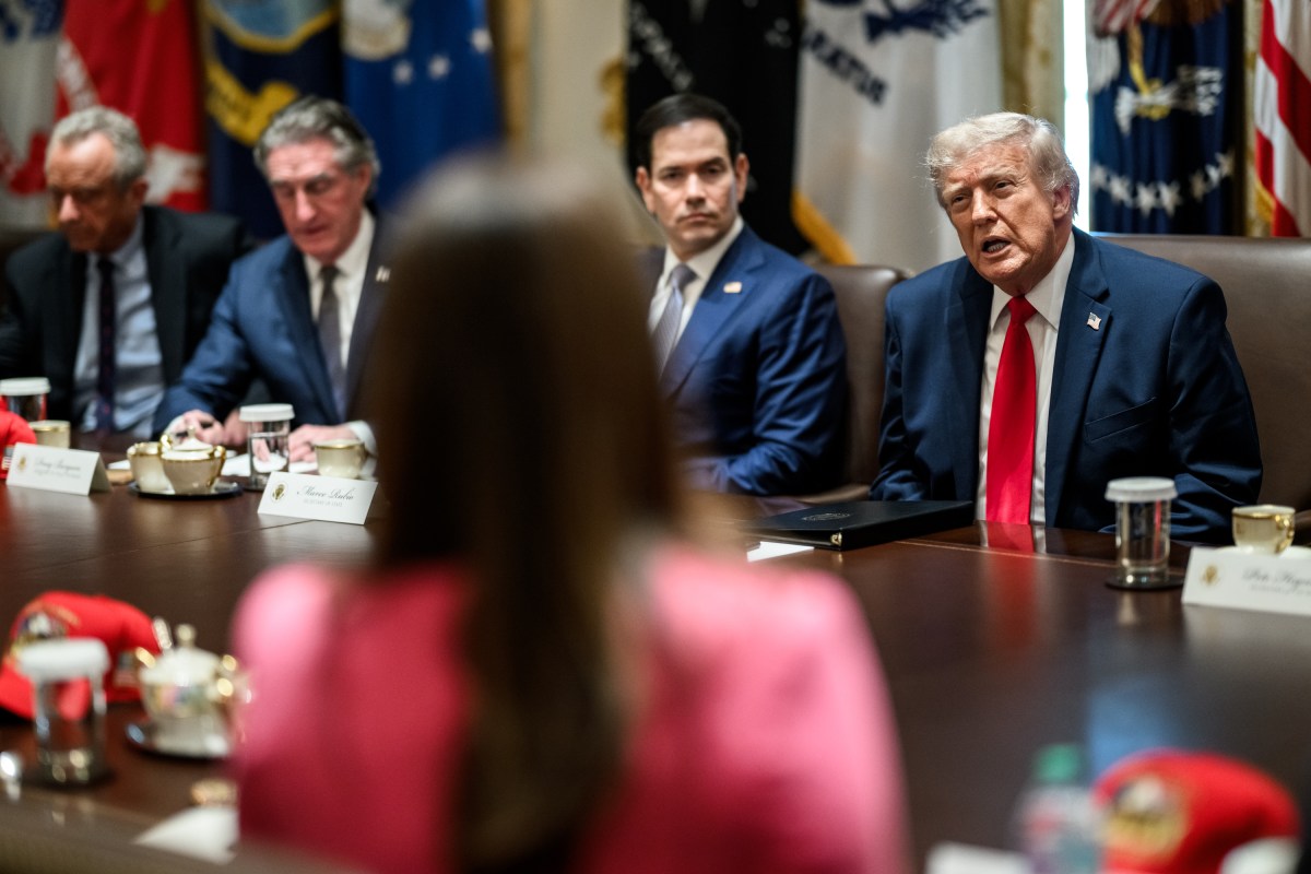 President Donald J. Trump holds a cabinet meeting in the Cabinet Room Wednesday, May 27, 2026. (Official White House Photo by Daniel Torok)