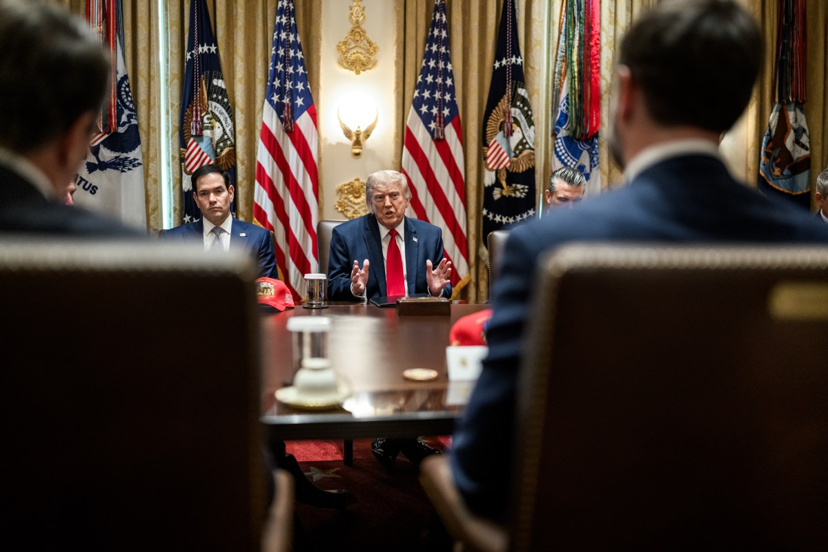 President Donald J. Trump holds a cabinet meeting in the Cabinet Room Wednesday, May 27, 2026. (Official White House Photo by Daniel Torok)